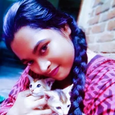 আজ বগুড়া শহরের মুখোশধারী আজব এক মহিলার সঙ্গে আপনাদের সবার পরিচয়
করাই দেবো
@সরকারি মুজিবুর রহমান মহিলা কলেজ মাস্টার্স
বৃন্দাবন পাড়া
আব্দুল কাদেরীর মেয়ে