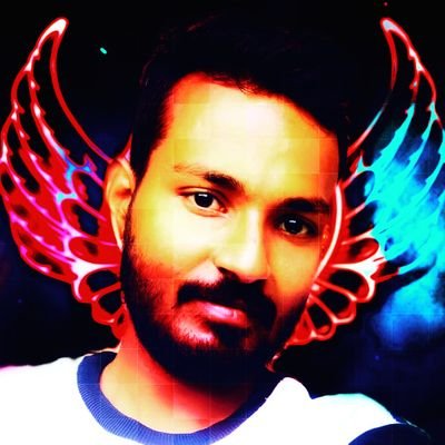 Jub kisi cheez ko dil se chaho to puri kaayanaat b tumhe usase milaane ki saajis me lag jati hai.
