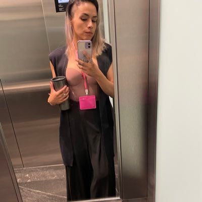 jesssmdg's profile picture. 