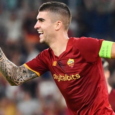 LuR_oma's profile picture. #Camarashow  @luroma__