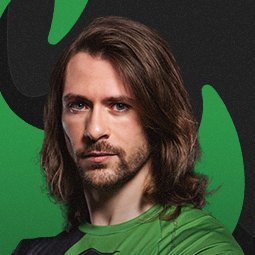 Lawyer | Playing Marvel SNAP for @thealliancegg 
Former captain of @fnatic & @TeamLiquid HotS division
Chaotic Good.