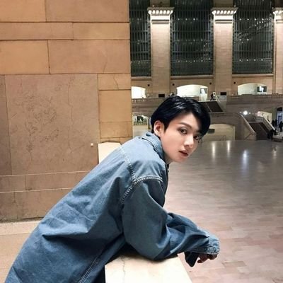 pjmloml95's profile picture. I am
💜army
💙engene
💚moa
🧡theb
💛zerose