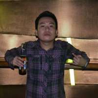 Michael R. L. Mones (@mykeloves2drink) 's Twitter Profile