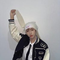 as (@ssarin_) 's Twitter Profile