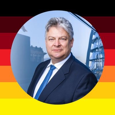 Jurist, unabhängiger Bundestagsabgeordneter, Kämpfer für Demokratie und Rechtsstaat, gegen Korruption und Willkür