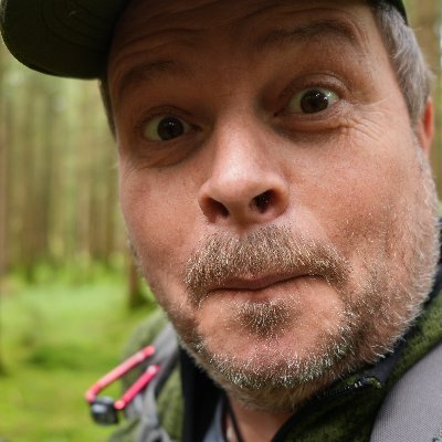 Fachjournalist Energie und Katastrophenschutz
Youtubekanal Outdoor Chiemgau / Mr. Blackout - Krisenvorsorge
Vortragsredner, Katastrophenschützer