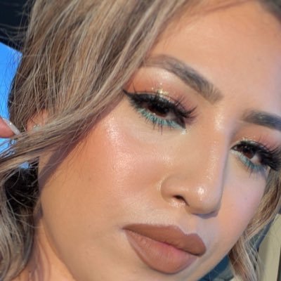 makeupbykariz Profile Picture