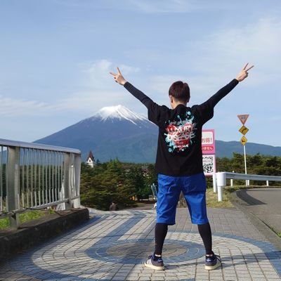 UCP米陸一般装備でサバゲーやってます!
邦ロックが好き。(coldrain.ワンオク.マンウィズ.マイファス.Roselia)