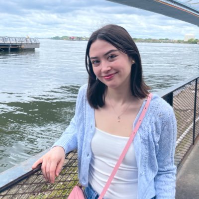 malejandrarocha's profile picture. Research Assistant @BrookingsFP
🗺️ 📚  |  @georgetownsfs '21

Views are my own and do not reflect my employer