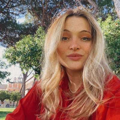 Alessandra_Sbtn's profile picture. PhD student at @SheffieldUni🥼| BSc (Hons) Biology graduate @OfficialUoM and @UofT 👩🏼‍🎓 | mRNA therapeutics researcher 🧬 | All opinions are my own.