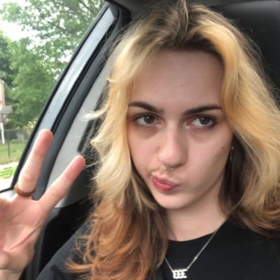 joshfullofsin's profile picture. waluigi 💚💙