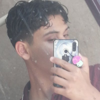 Foxeyes321's profile picture. 