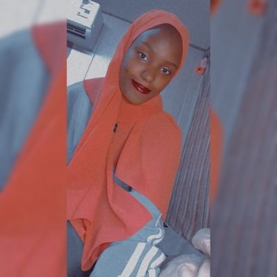 I Love Allah♥️,A political scientist Makerere University, Part of HEZACO is me💛Boardwell too,I love Makeup