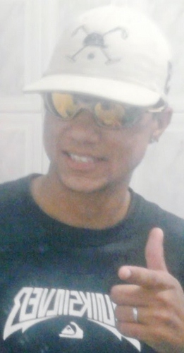 MAIS ALTO QUE MUITOS PILANTRAS, SAFADO COMÉDIA QUE ME CRITICOU  ♪♪
http://t.co/QMgHJfuAbW