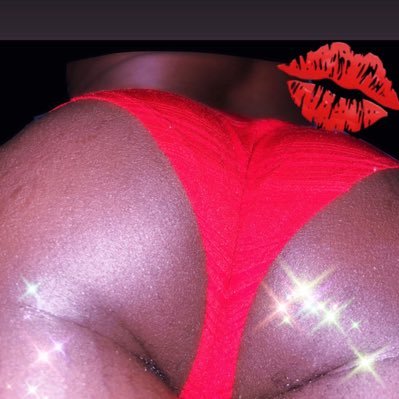 DMs and bussy open for business Dark Petite and yes im bi 💝🍫