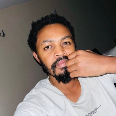 jayenem16's profile picture. Creating for mobile and web.