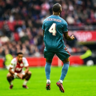 _Tijm's profile picture. write the future / FEYENOORD