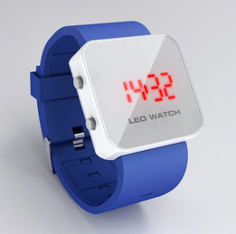 GeeketteStore's profile picture. Store available on http://t.co/QBzZNvMmyc or on our website. Tweet about Geeks trends! #Geekette #fashion #design