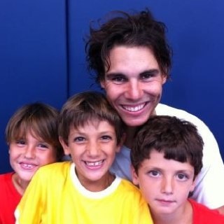 chowsuzatta's profile picture. #vamosrafa