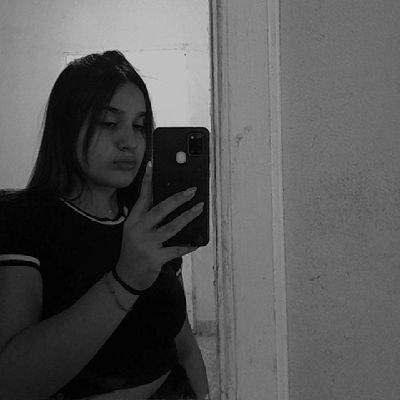 luli_z22's profile picture. 