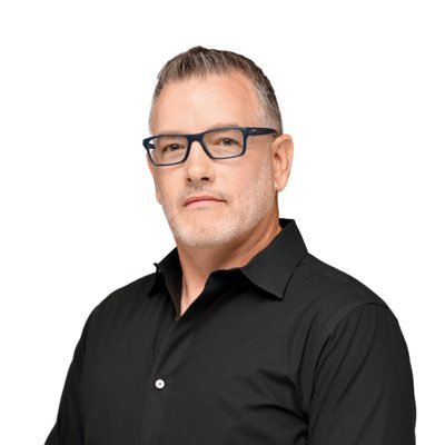 Sarasota Realtor living the Florida life. 202-302-4840 #HABS #GOBLUE