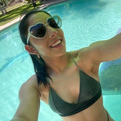 ZaraGalicia00's profile picture. Ser lleno de ti hoy y llevar tu amor al mundo.
21, 103. 
🐯🏃🏽‍♀💚✨