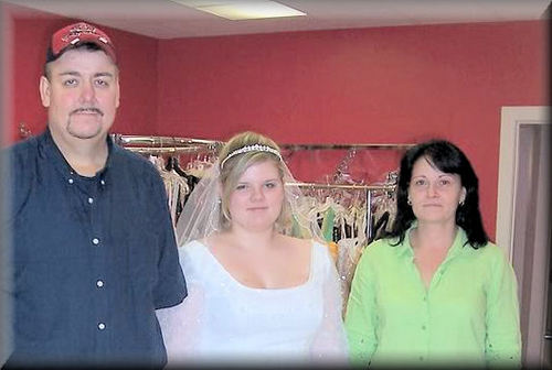 tinniedoo2's profile picture. Mother, Wife, Aunt, Dog lover. Co-owner of Buffalo Creek Bulldogges! Love to make people smile :)