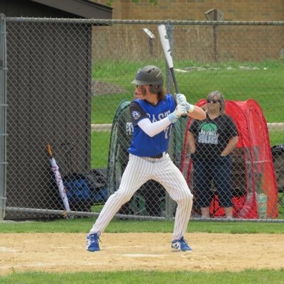 LWE 2026 | LWE Baseball | Illinois Dinger Baseball | OF | LWE Football | WR | 5’10 155lbs | schlingerw1005@icloud.com