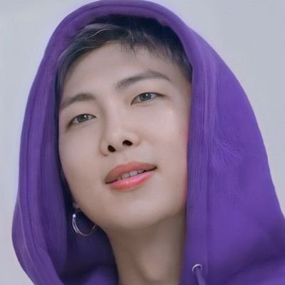 Siraaa24's profile picture. i have no idea