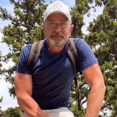 harryconnor01's profile picture. le bonheur à tous