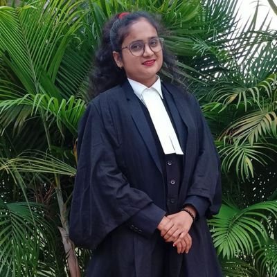 Advocate Divya Tiwari Profile