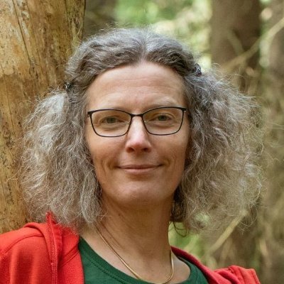 Conservation Biology Professor at the Norw. Univ. of Life Sciences NMBU. Loves insects & forests. Author of 6 popsci books, translated into ~25 languages.