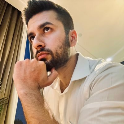 hamza_kiyani7's profile picture. Resident Surgeon PIMS 🩺 Finding myself treading the grey area between Politics and Ignorance