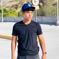 CAZAREZ (@elmau12_) 's Twitter Profile