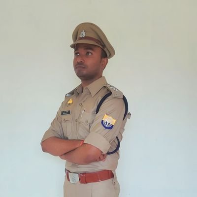 Government Official (UPPCS)
Excise Inspector, Govt of Uttar Pradesh.
Ex- Shift officer of NIEL,Araham unit, Lalru Punjab
B-Text, GCTI, KANPUR