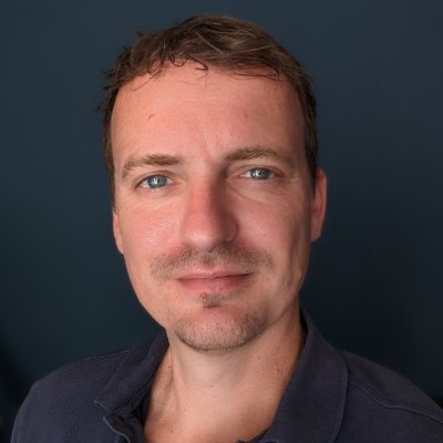 RichardH9L's profile picture. Solving problems with technology