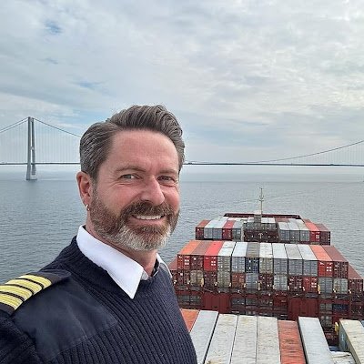 L77102L's profile picture. 