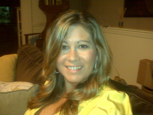 CariEvans1's profile picture. 