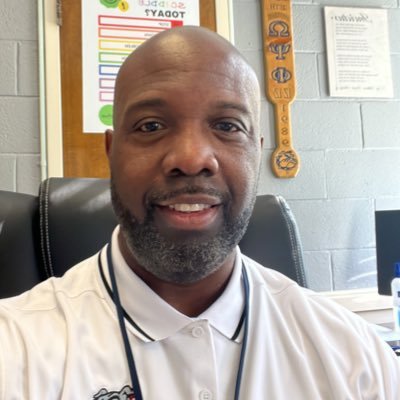 RHSA Principal, Husband, Brother, Proud UK Wildcats 🏈, ASU 🐝, VT Hokies and Titans 🏈 DAD! ♎️Man