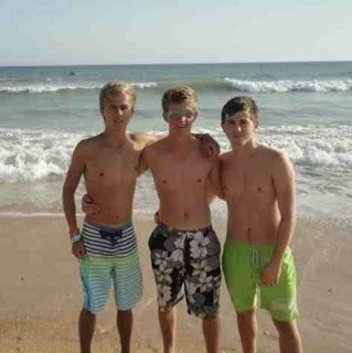 JJuless's profile picture. 