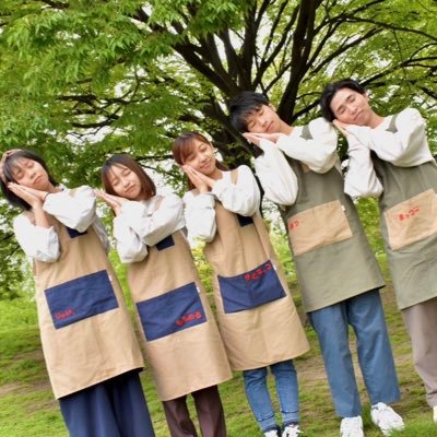 大阪公立大学アカペラサークルONE BEENS所属の3、4回生バンド😪 ついうとうとしてしまうような、あったかい演奏をお届けします。 昨日は夜更かししたあなたに、何だかお疲れ気味のあなたに、素敵な微睡みが訪れますように💤 🌱なかまたち🌱 ジャイ、カムナッツ、ももめる、アツ、まっつー