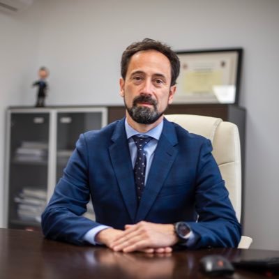Carugatti's profile picture. Despacho de #abogados especializado en derecho penal, civil, familia, herencias y laboral. Con despacho en Barcelona, Mataró y Granollers. Telf. 600516300.