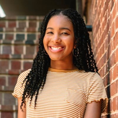 English PhD student || exploring portrayals of Black Girlhood || she/her || 🐘🔺