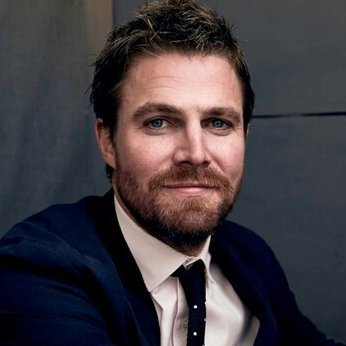 Sua primeira e mais atualizada fonte sobre o ator Stephen Amell no Brasil  | Your 1º and leading source (fan account) about the actor Stephen Amell in Brazil.