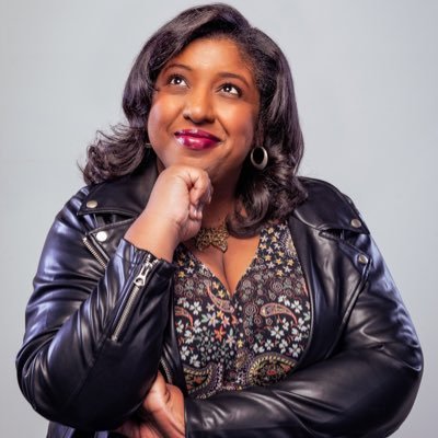 @wabenews Supervising Producer • Bajan Yankee 🇧🇧 • Live Music 🎶 Cupcakes 🧁 RomCom Writing 👩🏾💻📖 & @GatorsFB 🧡🐊💙 are my love languages