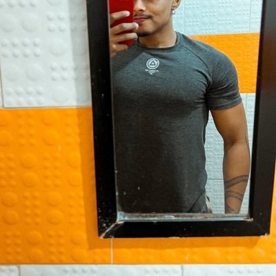 Miguel72963492's profile picture. 