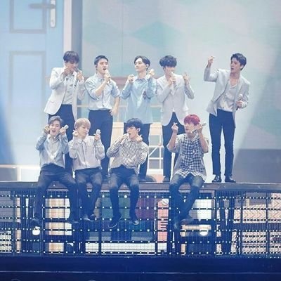 We are one 💙we are EXO❤️