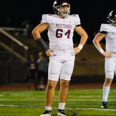 ⭐️⭐️⭐️⭐️Salina Central HS - C/o 2026 - 6’5” 255 - LT/DE (Varsity)- Basketball (Varsity)- Track - Discus: 143 ft (state qualifier) 785-280-3384