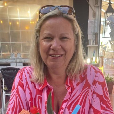 Director of Abaqus Accountancy & Business Support | Team Member of @Emilysgift supporting children with cancer in Gloucestershire 💜