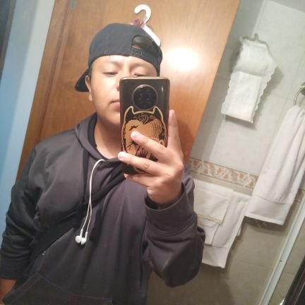 LegendZvv's profile picture. Jugador de Apex Legends  👑🇲🇽 #ApexLegends 

Gt: iLegendZ vv